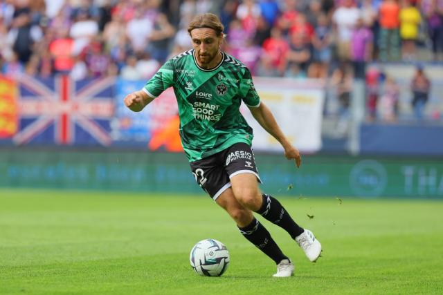 Sans club depuis son départ de Guingamp l'été dernier, Victor Lobry s'engage à Amiens