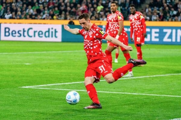 Mayence monte sur le podium de Bundesliga après son succès face a...