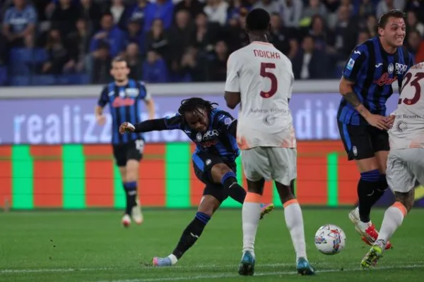 L'Atalanta Bergame domine l'AS Rome et assure son ticket pour la Ligue des champions