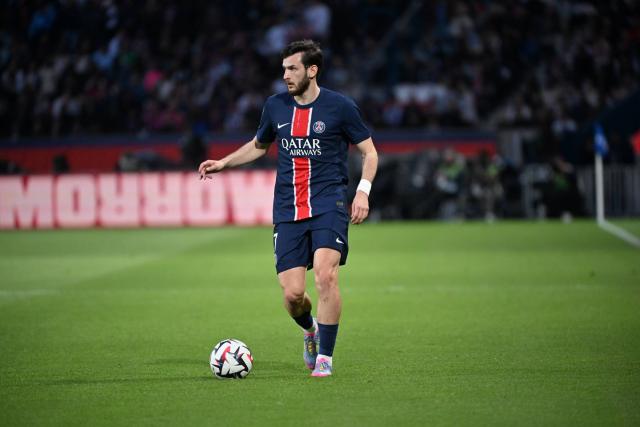 D'abord mené, le PSG termine la saison par une victoire à domicile contre Auxerre
