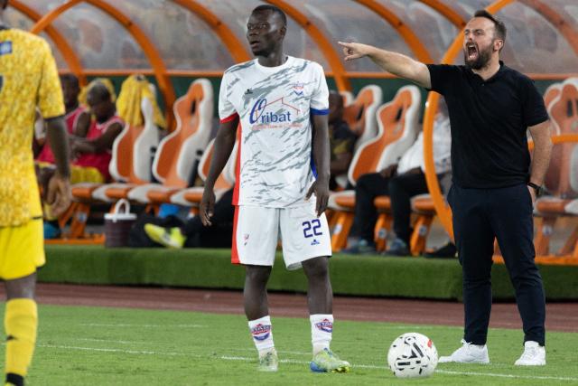 « Ces deux ans et demi m'ont permis d'expérimenter beaucoup de choses » : l'exploit retentissant du coach français Alexandre Lafitte (28 ans) avec le Stade d'Abidjan