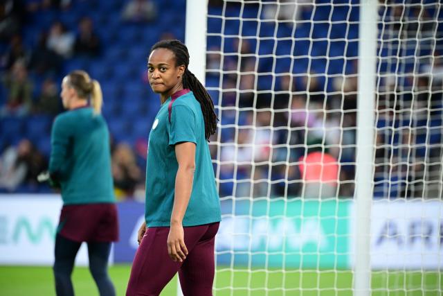 « Il est temps de changer d'horizon » : Marie-Antoinette Katoto officialise son départ du PSG