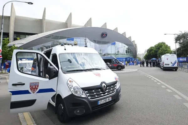 Bruno Retailleau demande aux préfets de sécuriser les abords des fan zones lors de la finale de la Ligue des champions