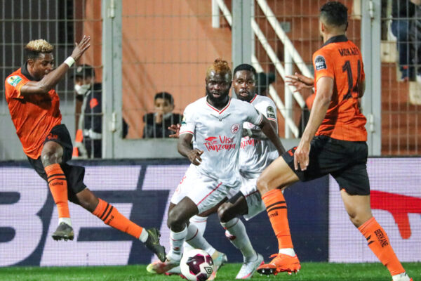 diapo laba kodjo rejoint officiellement al ain diapo laba kodjo rejoint officiellement al ain